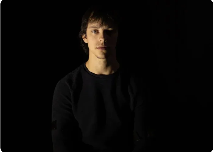 Apathy: How Light Influences Emotions 7 Stan van Dongen Apathy Shoot-3